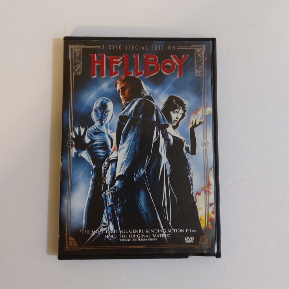 Hellboy 2 Disc Revolution Studios Rated P G 13